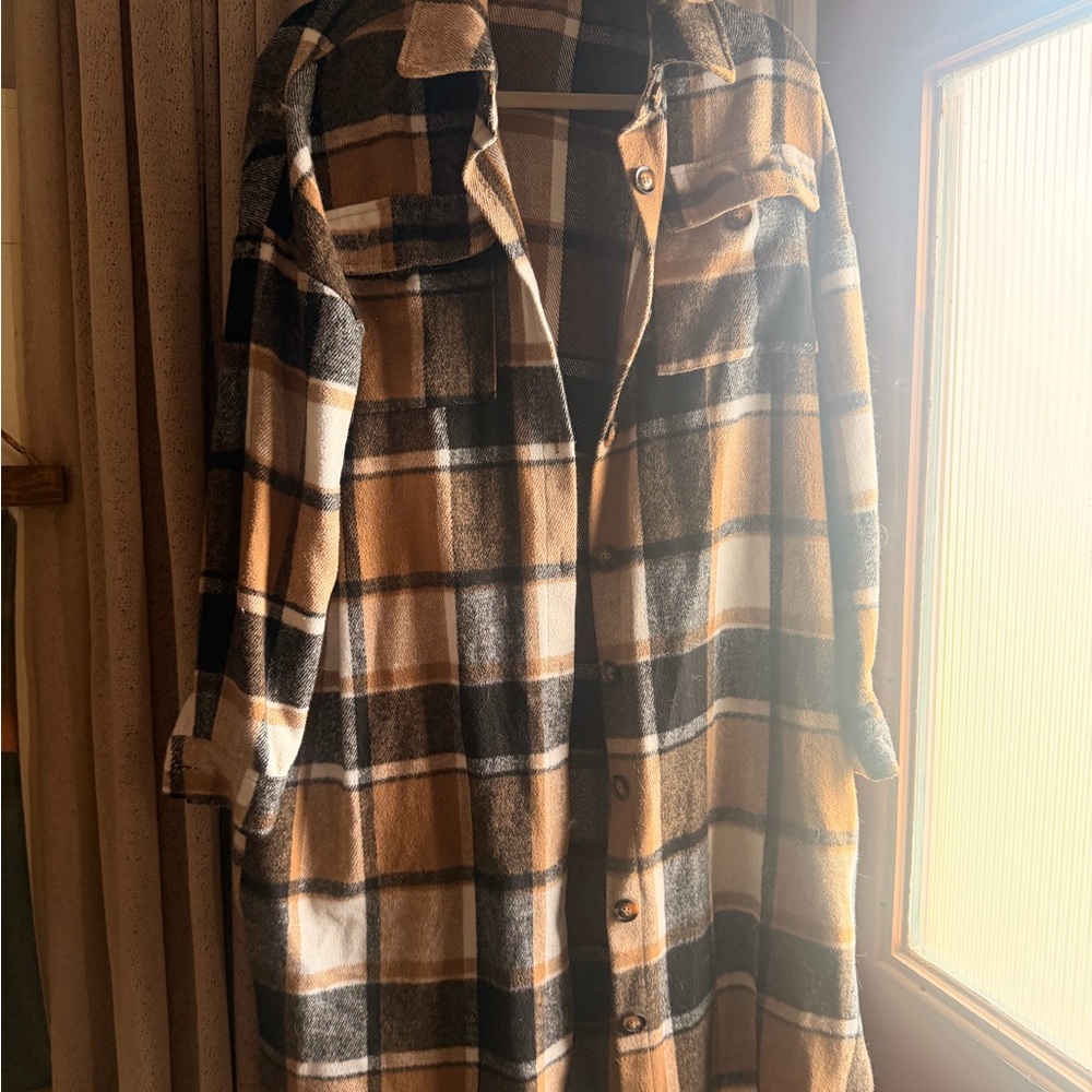 Plaid Women's Jacket in Black and Tan